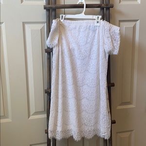 White lace off the shoulder dress